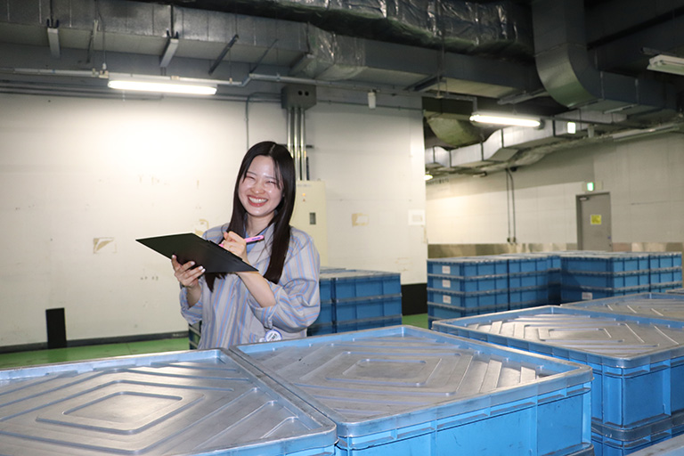 部品数えをしている様子